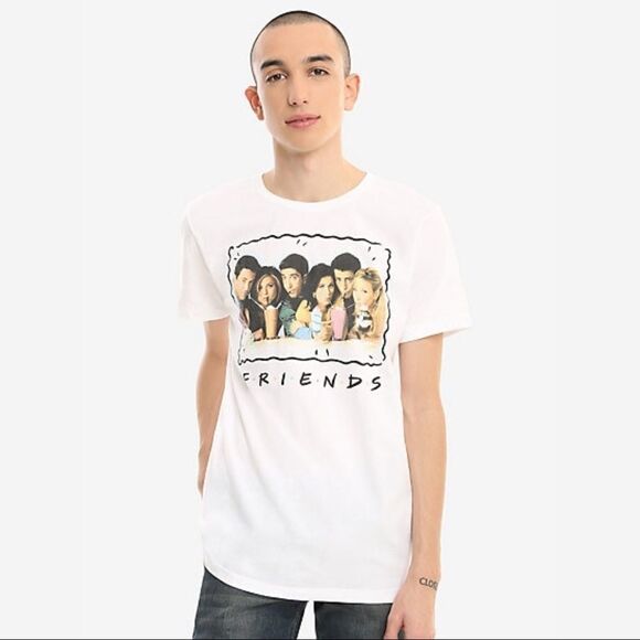 ✨2xHP✨FRIENDS CAST PHOTO T-SHIRT✨ - Picture 1 of 2